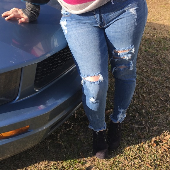 Los Angeles KanCan Distressed Skinnies Jeans - Picture 6 of 8